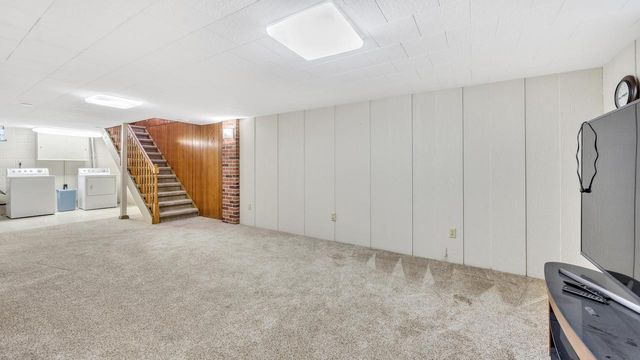 517 Richmond AVENUE, Sheboygan Falls, WI 53085