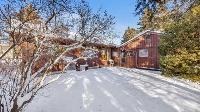 517 Richmond AVENUE, Sheboygan Falls, WI 53085