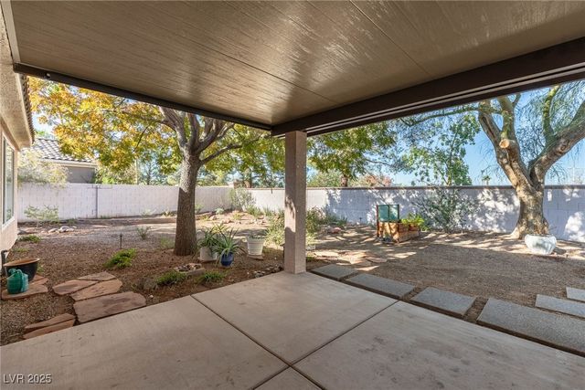 264 Chestnut Ridge Circle, Henderson, NV 89012