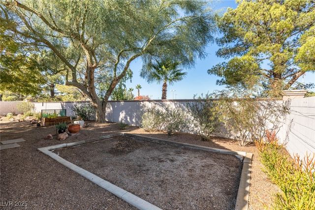 264 Chestnut Ridge Circle, Henderson, NV 89012