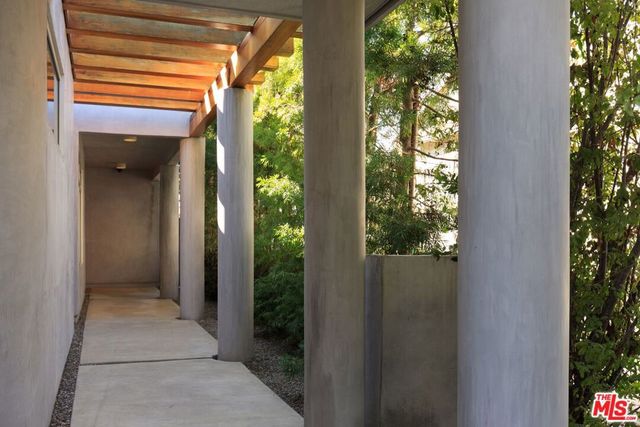 507 N Lucerne Boulevard, Los Angeles, CA 90004