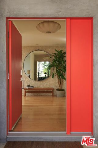 507 N Lucerne Boulevard, Los Angeles, CA 90004