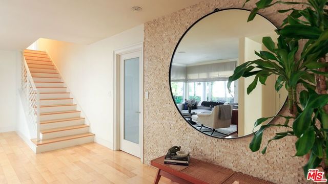 507 N Lucerne Boulevard, Los Angeles, CA 90004