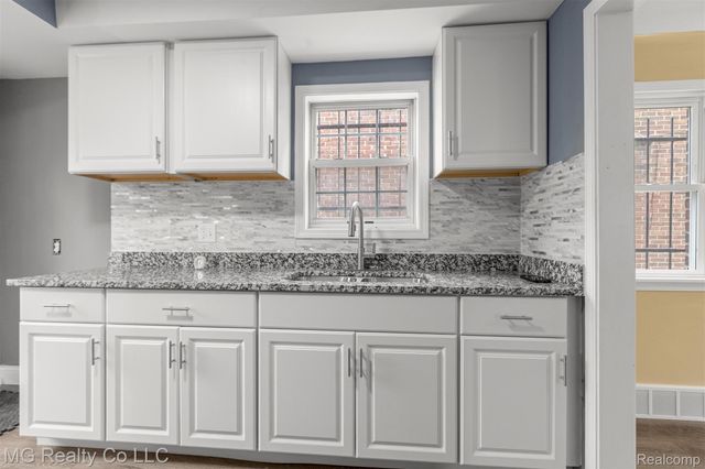 15771 Birwood Street, Detroit, MI 48238