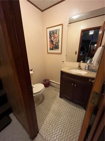 17 Roricks Glen Parkway, Elmira, NY 14905