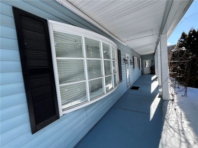 17 Roricks Glen Parkway, Elmira, NY 14905