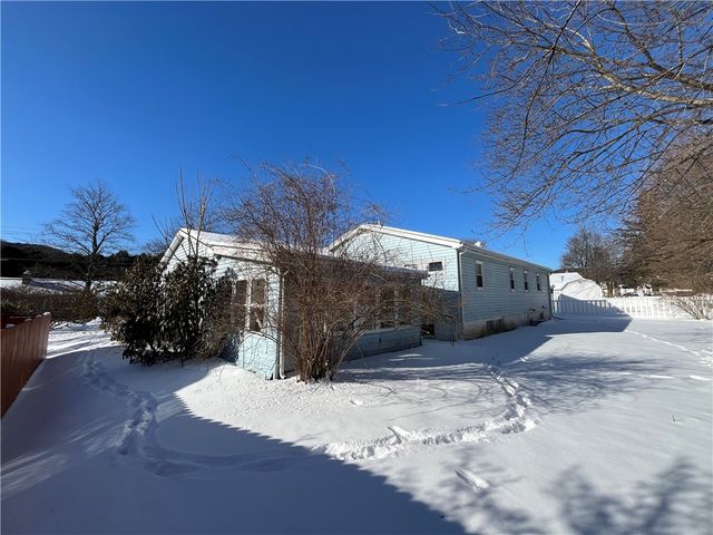 17 Roricks Glen Parkway, Elmira, NY 14905