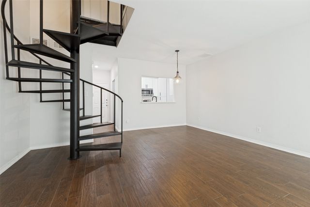 5701 Gaston Avenue 4, Dallas, TX 75214