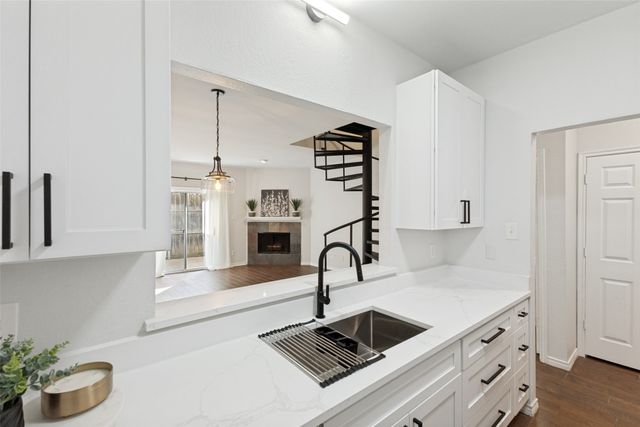 5701 Gaston Avenue 4, Dallas, TX 75214