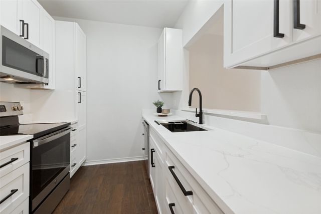 5701 Gaston Avenue 4, Dallas, TX 75214