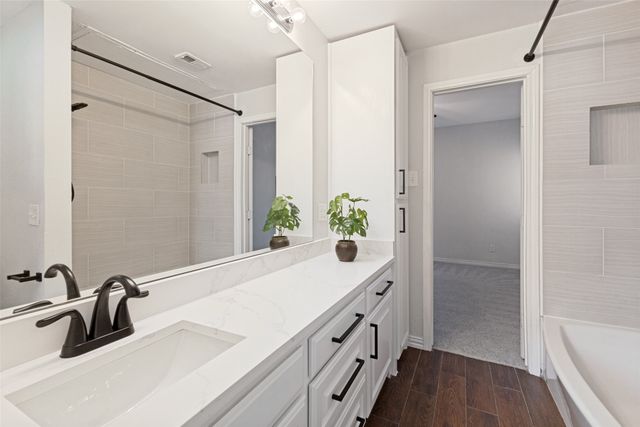 5701 Gaston Avenue 4, Dallas, TX 75214