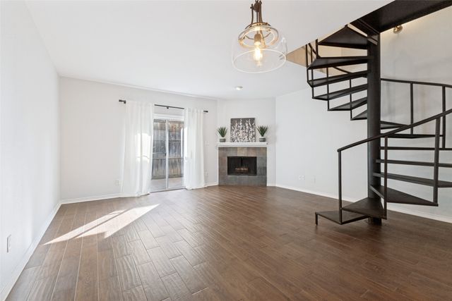 5701 Gaston Avenue 4, Dallas, TX 75214