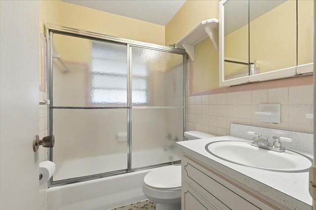 2218 AVENUE B SW, Winter Haven, FL 33880