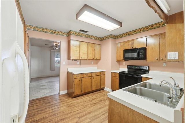 2218 AVENUE B SW, Winter Haven, FL 33880