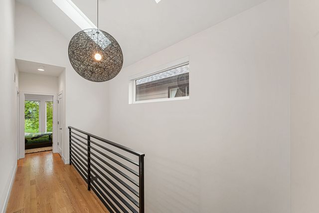 3428 N Kilbourn Avenue, Chicago, IL 60641