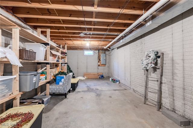 754 Chestnut Street, Geneva, OH 44041