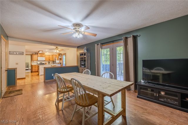 754 Chestnut Street, Geneva, OH 44041