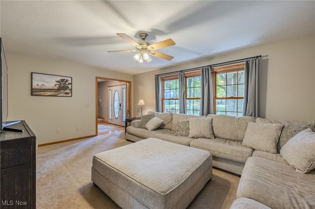 754 Chestnut Street, Geneva, OH 44041