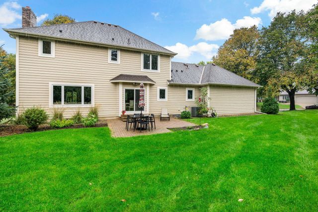 3402 Fairfax Lane, Woodbury, MN 55129