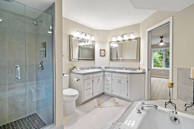 3402 Fairfax Lane, Woodbury, MN 55129