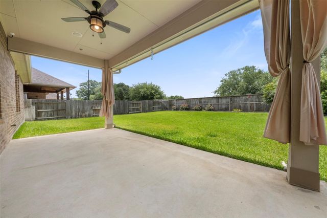 20123 Cascading Falls Boulevard, Cypress, TX 77433