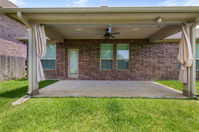 20123 Cascading Falls Boulevard, Cypress, TX 77433