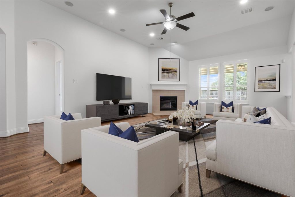 20123 Cascading Falls Boulevard, Cypress, TX 77433