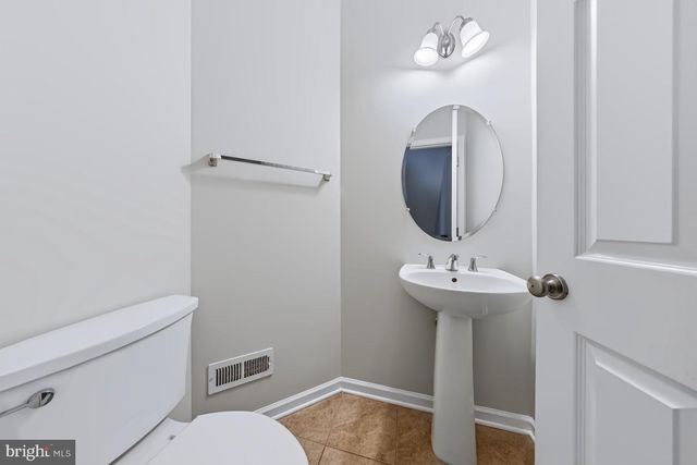 22603 WILLINGTON SQ, Ashburn, VA 20148