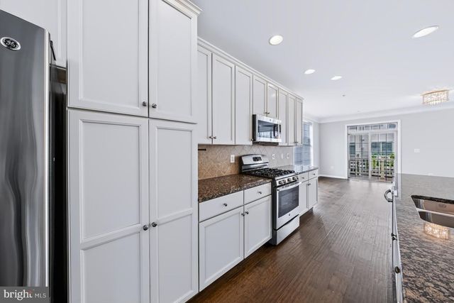 22603 WILLINGTON SQ, Ashburn, VA 20148