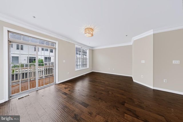 22603 WILLINGTON SQ, Ashburn, VA 20148