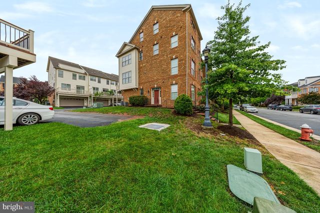 22603 WILLINGTON SQ, Ashburn, VA 20148
