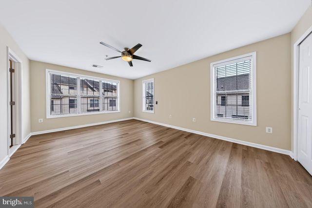 22603 WILLINGTON SQ, Ashburn, VA 20148
