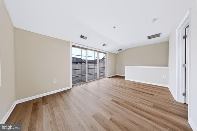 22603 WILLINGTON SQ, Ashburn, VA 20148