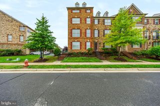 22603 WILLINGTON SQ, Ashburn, VA 20148
