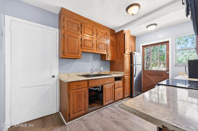 3519 BOUGAINVILLEA Street, Jacksonville, FL 32254