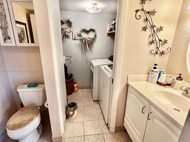 8206 SW 23rd Court 22A, North Lauderdale, FL 33068