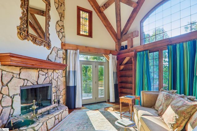 364 Old Hwy 25 Highway, Travelers Rest, SC 29690