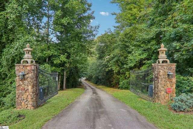 364 Old Hwy 25 Highway, Travelers Rest, SC 29690