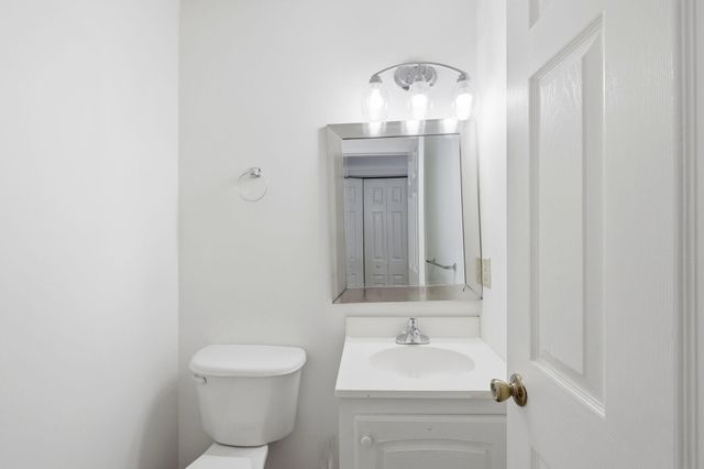 7915 Dutch Court, North Charleston, SC 29420