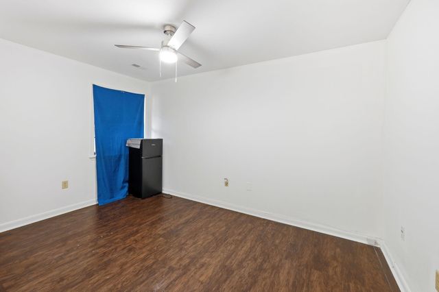 7915 Dutch Court, North Charleston, SC 29420
