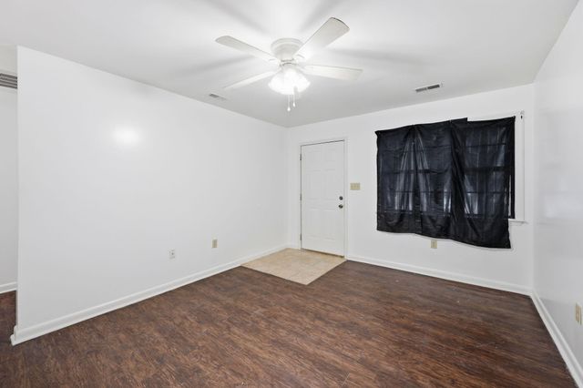 7915 Dutch Court, North Charleston, SC 29420