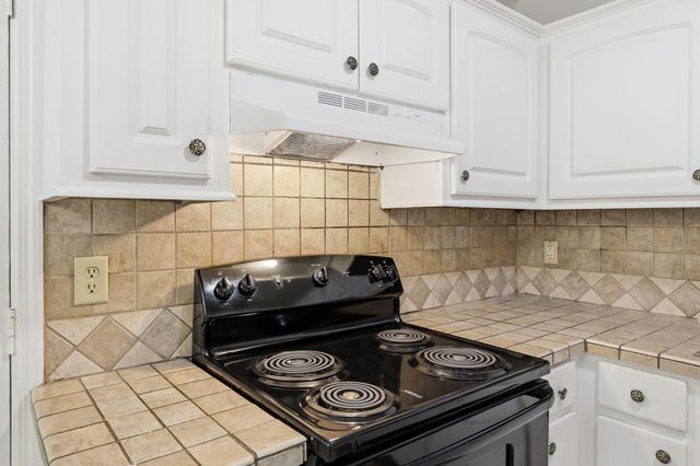 7915 Dutch Court, North Charleston, SC 29420