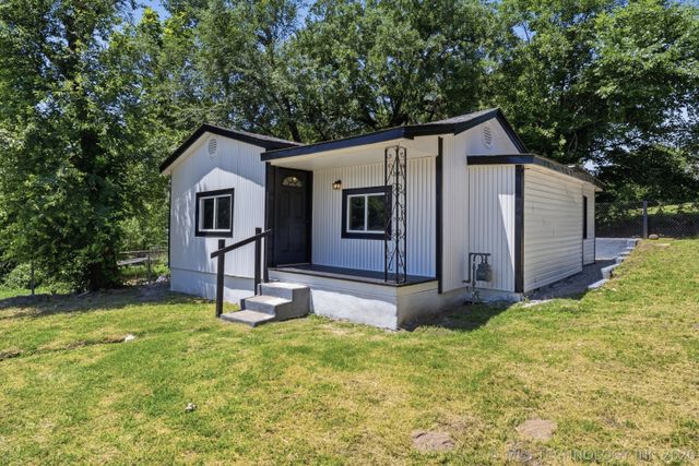 312 N Industrial Avenue, Sand Springs, OK 74063