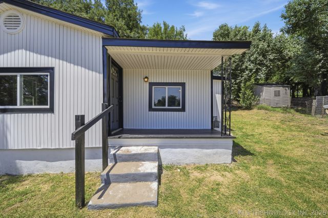 312 N Industrial Avenue, Sand Springs, OK 74063