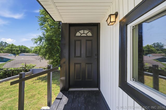 312 N Industrial Avenue, Sand Springs, OK 74063