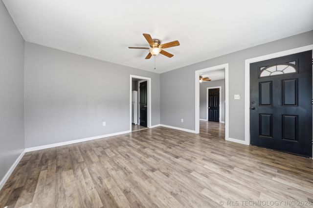 312 N Industrial Avenue, Sand Springs, OK 74063