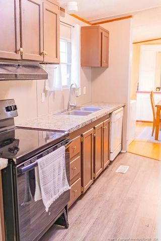 154 Roping Lane, Cameron, NC 28326