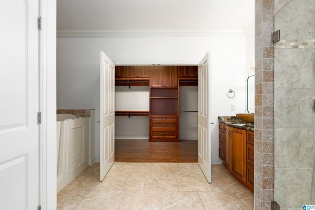 1062 DANBERRY LANE, Hoover, AL 35242