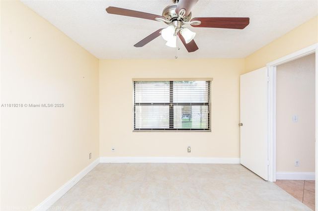 10624 NW 10th St 103, Pembroke Pines, FL 33026