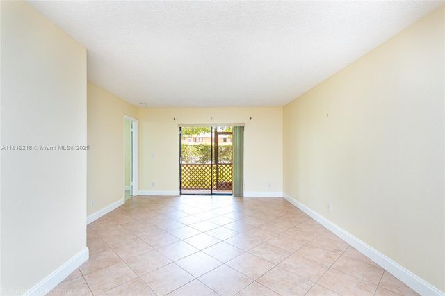 10624 NW 10th St 103, Pembroke Pines, FL 33026